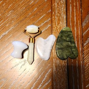 NWOT Stone face care tool bundle